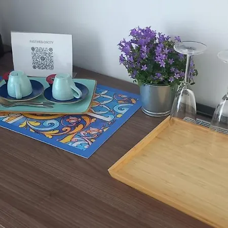 Orchid Luxury Nocleg ze śniadaniem