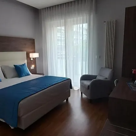 Alojamento de Acomodação e Pequeno-almoço Orchid Luxury Pescara