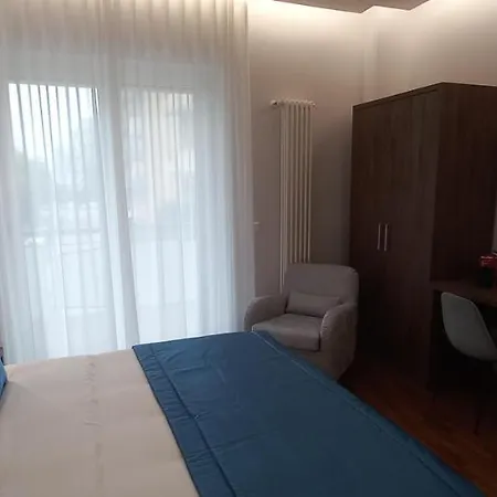 Alojamento de Acomodação e Pequeno-almoço Orchid Luxury Pescara