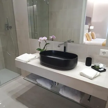 Orchid Luxury Отель типа 