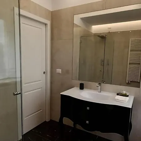 Orchid Luxury Пескара