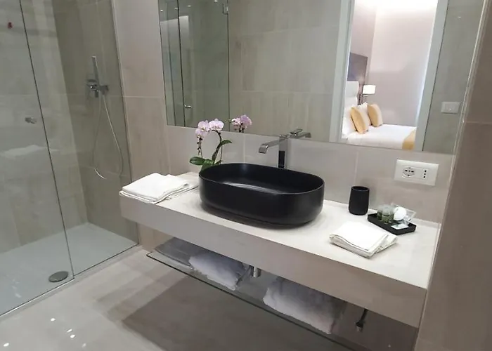 Orchid Luxury Bed & Breakfast 4*